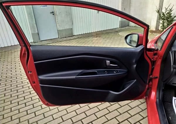 Kia Rio cena 29900 przebieg: 130000, rok produkcji 2015 z Skaryszew małe 232